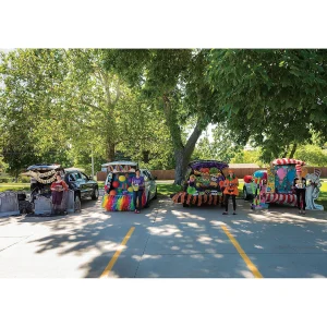 Be Kind Trunk-Or-Treat Decorating Kit - 30 Pc.<Oriental Trading Best Sale