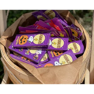 4-Color Peanuts® Halloween Crayons - 24 Boxes<Oriental Trading Fashion