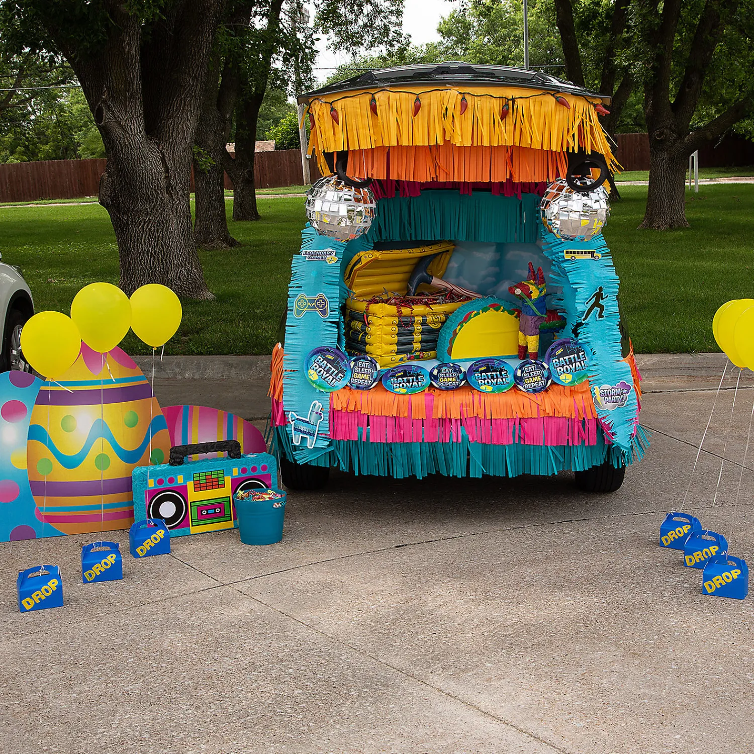fortnite_trunkortreat_dec_0.webp Fortnite Trunk-Or-Treat Decorating Kit - 117 Pc.<Oriental Trading New