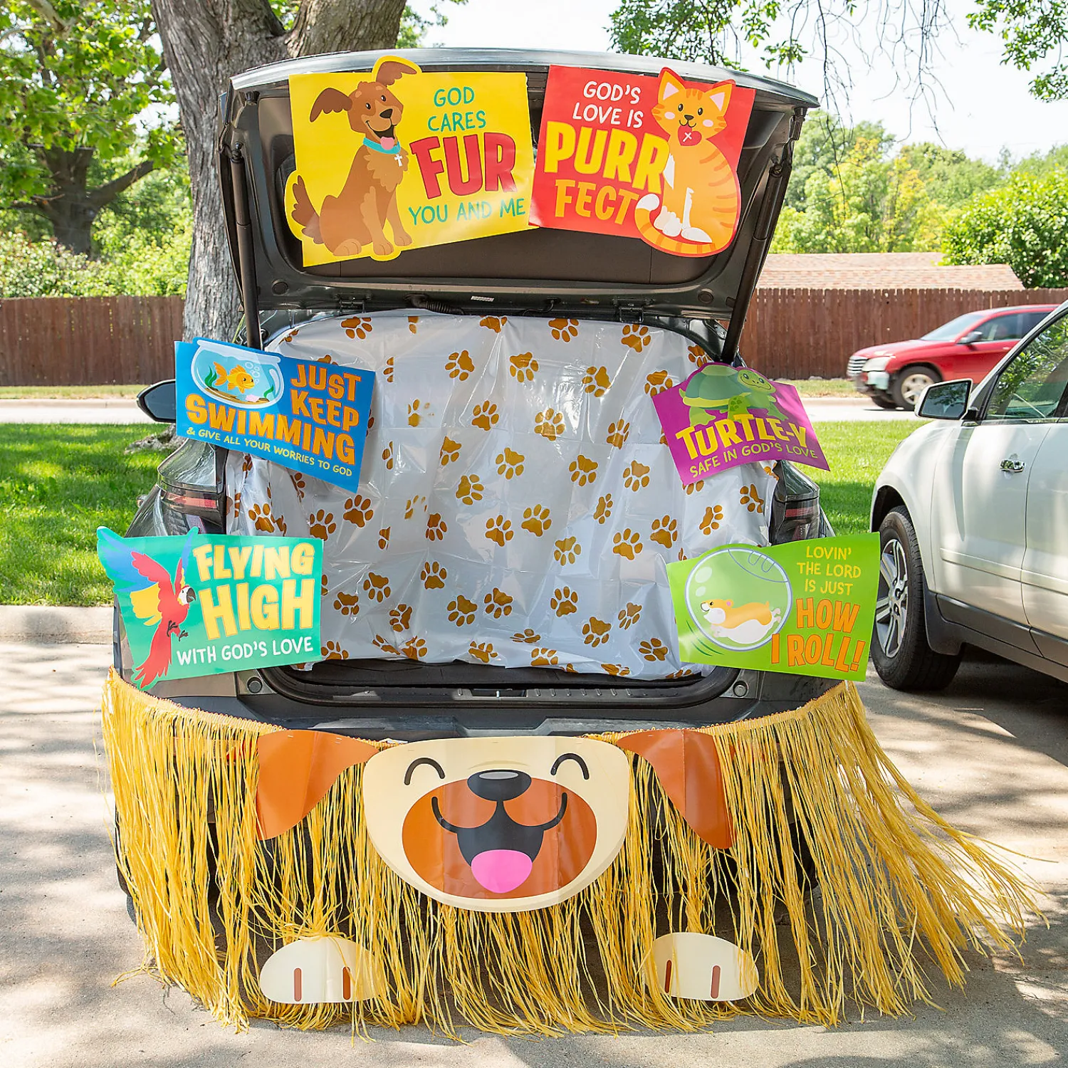 god_cares_fur_you_trunkor_0-1.webp God Cares Fur You Trunk-Or-Treat Decorating Kit - 8 Pc.<Oriental Trading Clearance