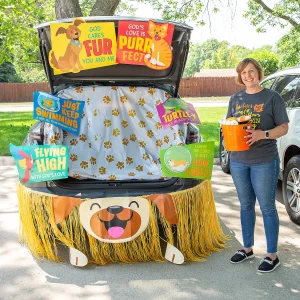 God Cares Fur You Trunk-Or-Treat Decorating Kit - 8 Pc.<Oriental Trading Outlet