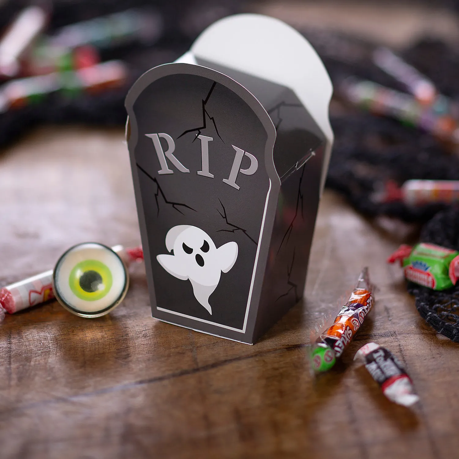 halloween_headstone_favor_1.webp Halloween Headstone Favor Boxes - 12 Pc.<Oriental Trading Store