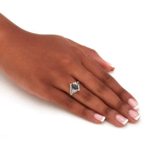 Oriental Trading Rings*.12 Tcw Onyx And Cz Platinum-Plated Ring