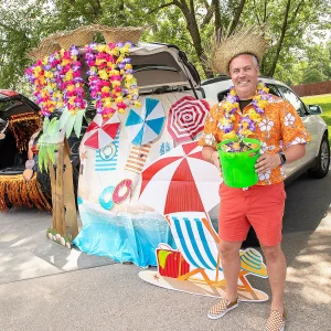 Tropical Trunk-Or-Treat Decorating Kit - 27 Pc.<Oriental Trading Cheap