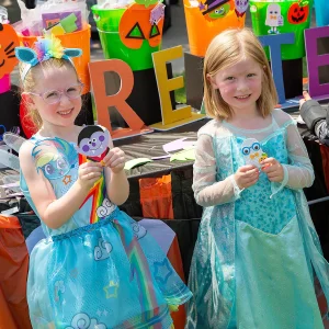 Trunk-Or-Treat Craft Station - 318 Pc.<Oriental Trading Store
